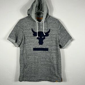 🔥🔥 UNDER ARMOUR Project Rock Short Sleeve HOODIE TEE Sz Medium - PERFECT